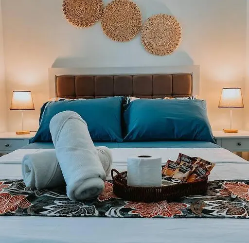 Apartment Hooga Calxy Residences Near Ayala Center Unit 10e