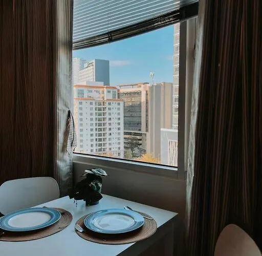 Apartment Hooga Calxy Residences Near Ayala Center Unit 10e