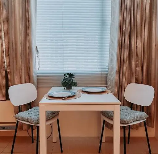 Hooga Calxy Residences Near Ayala Center Unit 10e Apartment