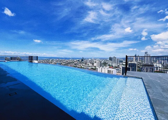 Hooga Calxy Residences Near Ayala Center Unit 10e Apartment Cebu